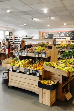 307-biocoop-planete-paradis-vence-bio-magasin-fruit-legume-banane-saison-local.webp