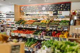 307-biocoop-planete-paradis-vence-bio-magasin-fruit-legume-saison-local.webp