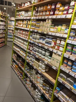 307-biocoop-vence-planete-paradis-magasin-bio-epicerie-aperitif.webp